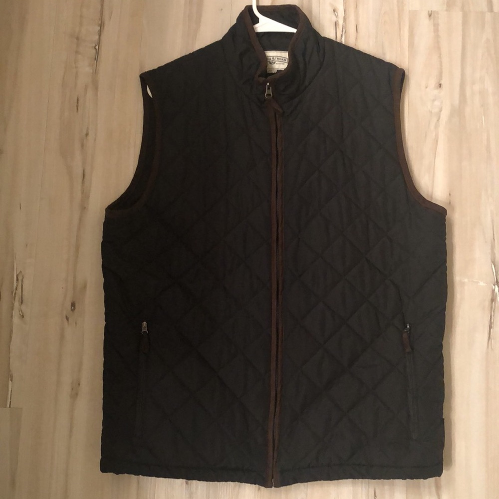 Men’s Field and Stream Black Quilted Vest